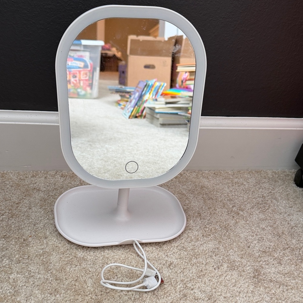 LED Make-up Mirror-Rechargeable Vanity mirror with lights & Storage  tray base